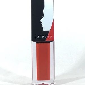 HOLIDAY DISCOUNT, LIP MATTE. (Offer ends 12/20)